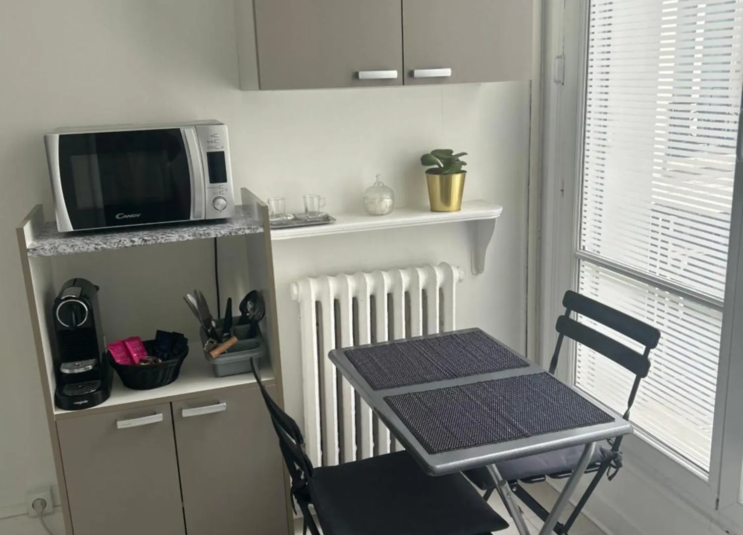 Apartament Champs Elysees No 76 Paryż